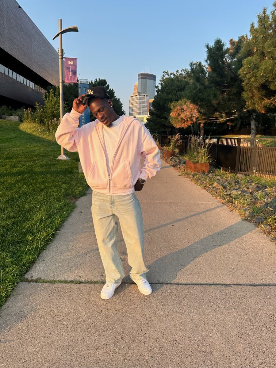 markiefcoleman's tweet photo. 29🥳 https://t.co/Xqssz7fAt4