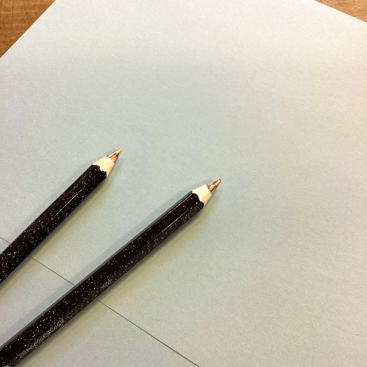 u_arts's tweet photo. 【商品紹介】
ユーアーツには子供心くすぐられるような商品もご用意しております✨
虹色が描けるKOH-I-NOOR HARDTMUTH の
MAGIC ペンや、HERBINの羽ペン等をご用意しております🪶
MAGICペンは種類も増え、多数ご用意しております🌈
#koh_i_noor_hardtmuth #herbin #u_arts #magicpen #羽ペン https://t.co/kcoLRQpg6J