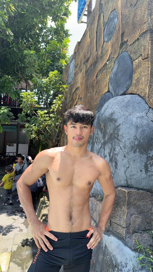 andi_ganteng22's tweet photo. Rezafikkk https://t.co/tlqcmVby5m