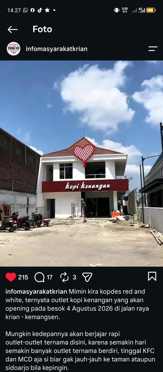 reyyxmannn's tweet photo. cok ngarep omah lengkap outlet ngene teko Palapa, dikichi, gacoan, iki maneh kopi kenangan, durung warkop warkop e trus mburi omah onok cafe jejer 2 https://t.co/cnuyBMadkA