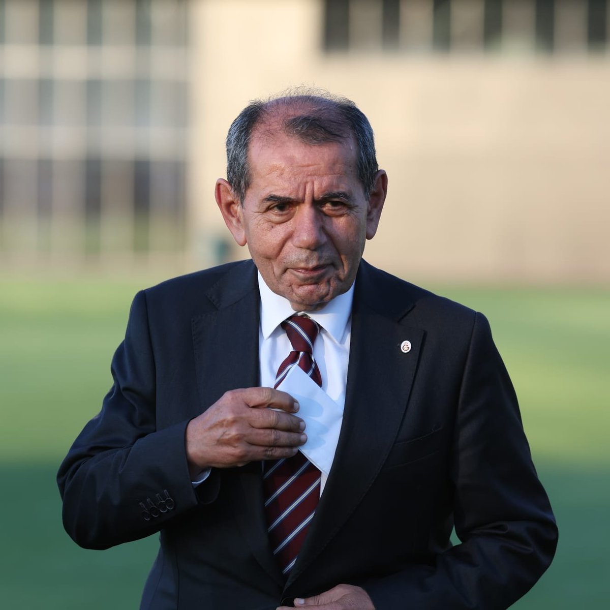demarkesports's tweet photo. Dursun Özbek: "Hiç kimse endişe etmesin. Halihazırda ligin en güçlü kadrosu bizde, daha güçlü vaziyete getirmek için bu transferleri yapacağız. Bu sene Şampiyonlar Ligi ve Süper Lig'de başarılı olma hedeflerine hep beraber koşacağız." (HT Spor) https://t.co/XmvCodkzYe