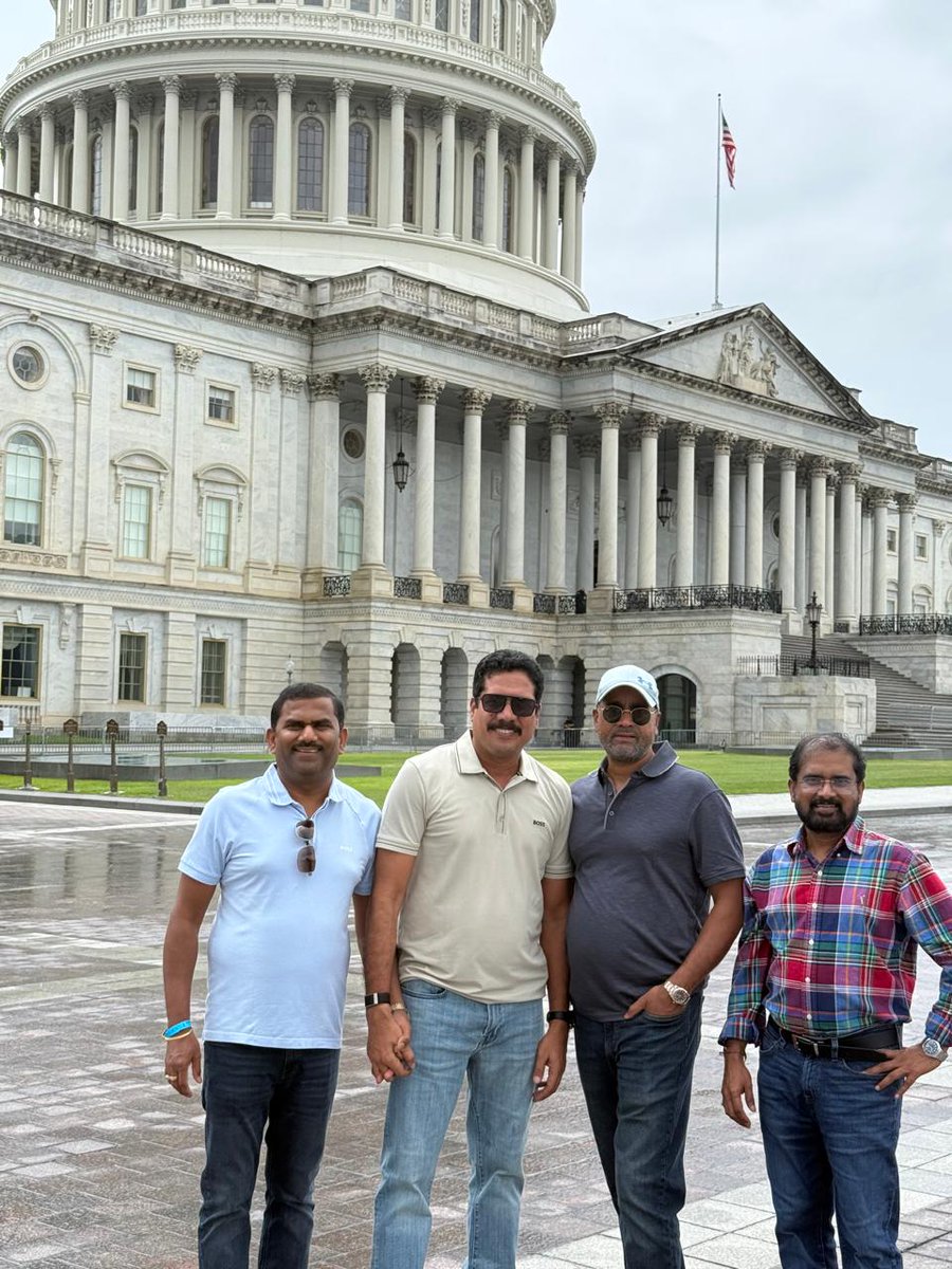 JHussainNayak's tweet photo. I had the privilege of visiting the iconic United States Capitol Building in Washington, D.C., USA. Standing at the heart of American democracy and witnessing its rich history and architectural grandeur was a truly inspiring experience.
#USCapitol #WashingtonDC #USA #Leadership #Democracy #TravelDiaries