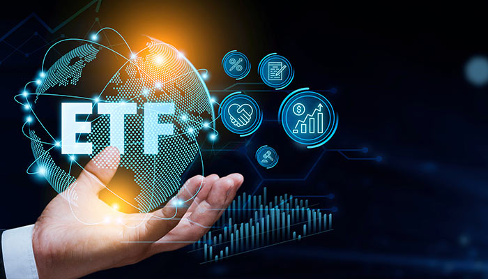 selcoinglobal's tweet photo. ETH, SOL and XRP spot ETFs saw net inflows last week, while BTC spot ETFs saw net outflows.

BTC: -$61.53M
ETH: $27.42M
SOL: $2.82M
XRP: $14.86M https://t.co/JAKZ3y4Hki