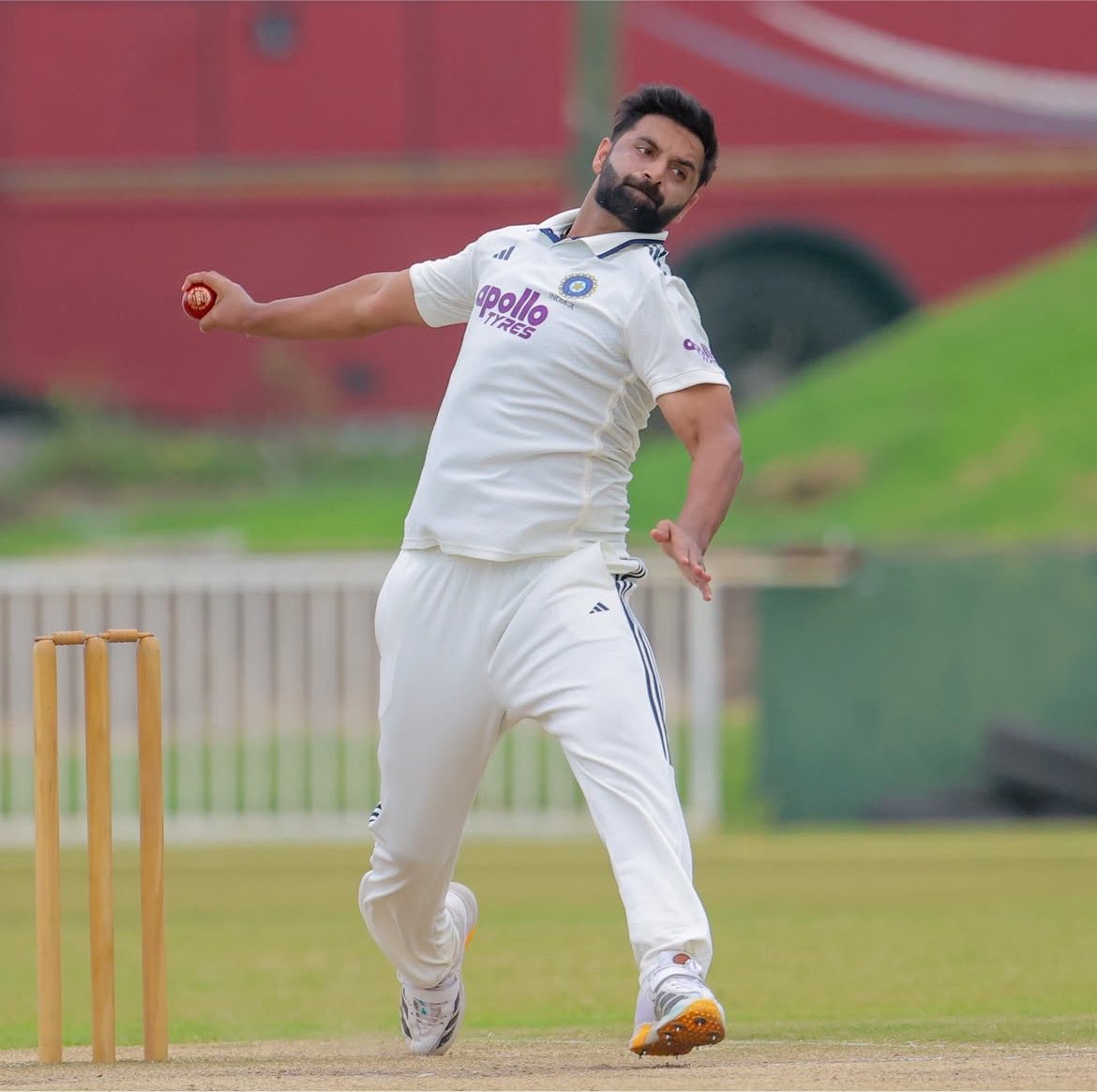 Utkarsh51801165's tweet photo. BREAKING 🚨

Auqib Nabi dar is added in India squad against Sri Lanka as the replacement of Jaspreet Bumrah.
Finally maiden call up to the J &amp; K pacer.

#Shubhman #hardikpandya #Testcricket #jk #Auqibnabidar #Auqib #bumrah #replacement https://t.co/3J92wWpyUf