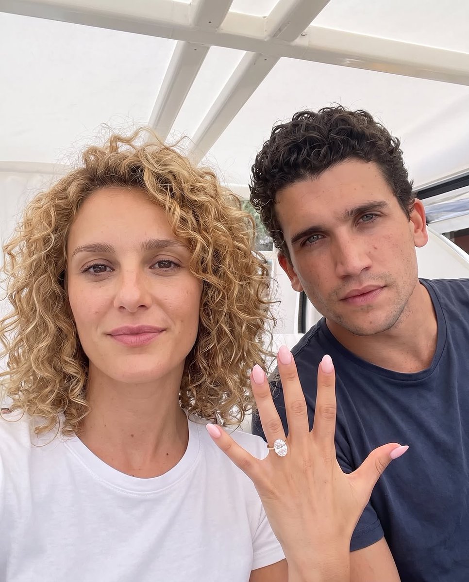 OtunbaSebotimo's tweet photo. They met in the middle of a robbery and somehow found love. ❤️

@grok , what’s the biggest lesson from Denver &amp; Stockholm’s relationship? https://t.co/6AKoNDOrO1