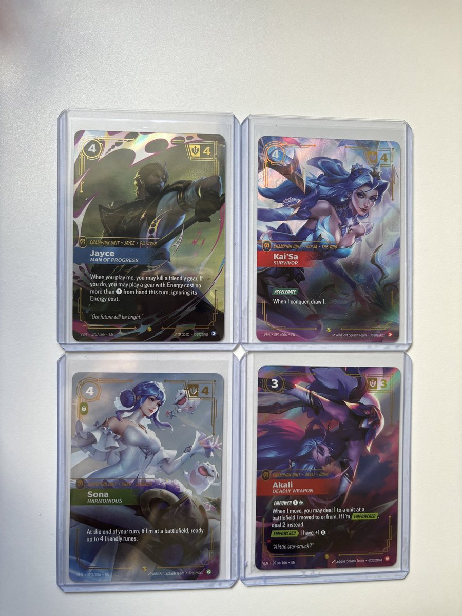 cosymeischa's tweet photo. finally got my hands on some riftbound. pulled my bby sona as well 😍 https://t.co/vMPtgIEXW9