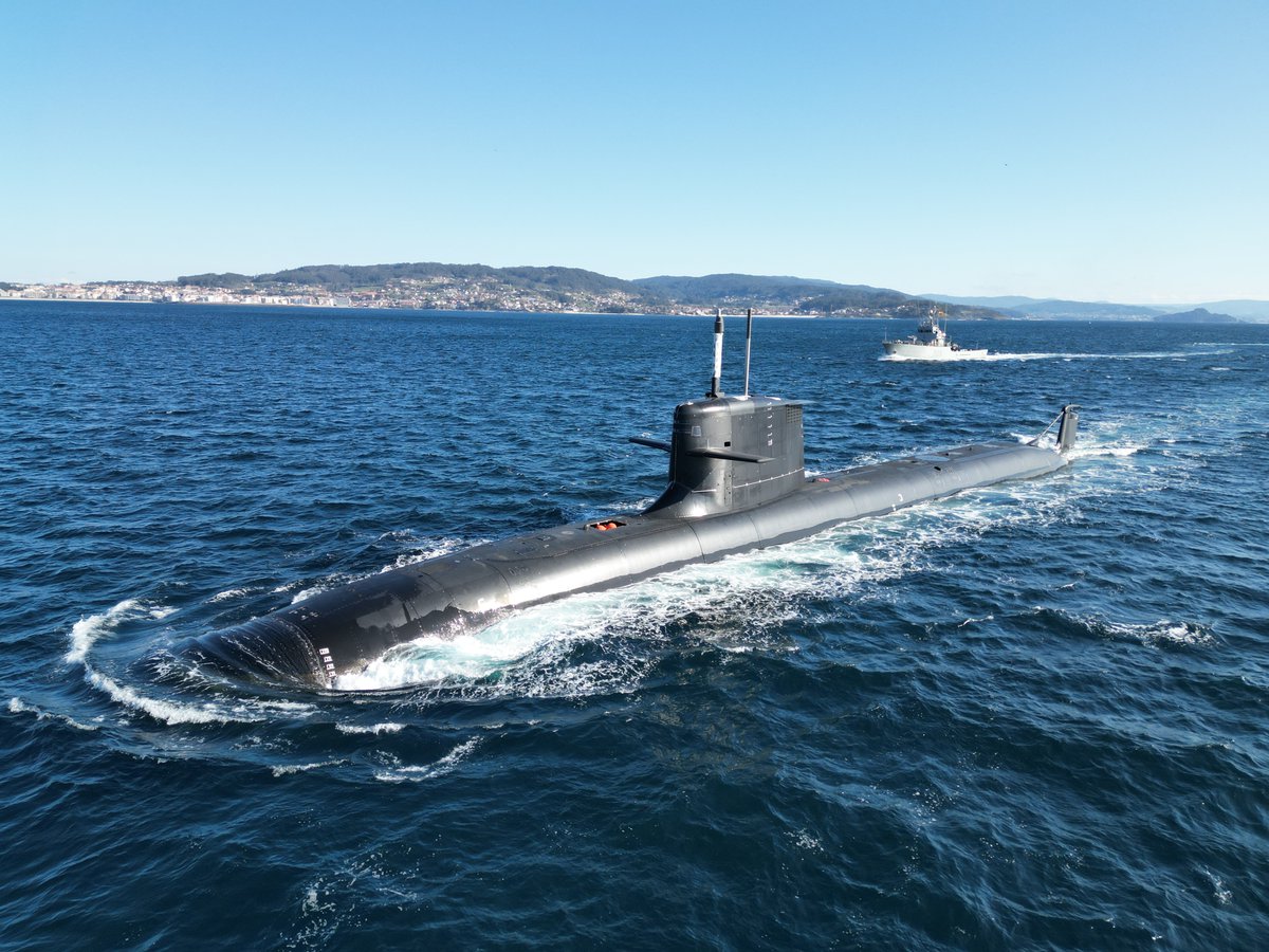 Armada_esp's tweet photo. ⚓️La Armada del #futuro se construye hoy.

#Armada2050 impulsa unas Fuerzas Navales con capacidades avanzadas, tecnológicas, sostenibles y adaptadas a los nuevos escenarios.

🇪🇸Preparados para dominar el entorno marítimo y cumplir la misión. 

#SomosLaArmada https://t.co/dIVvYOIObw