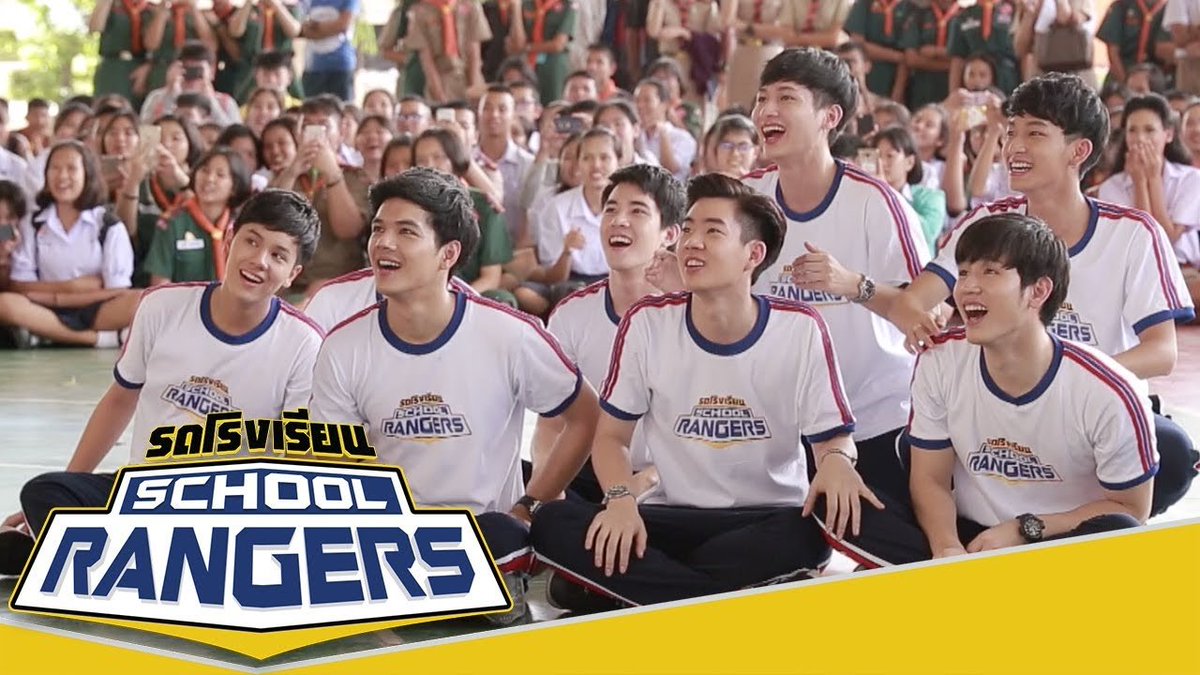 Meayuii's tweet photo. คหสต. งานกีฬาสีของ Gmm จุดเริ่มต้นมันมาจากรายการรถโรงเรียนที่เดินสายแข่งขันตามโรงเรียนต่างๆทั่วประเทศ ทีนี้พอจบซีซั่นจะมีep.พิเศษ ให้พิธีกรกับแขกรับเชิญในค่ายมาแข่งกีฬาสีกัน จนมันพัฒนาเรื่อยๆ จาก schoolympics >> starlympics ไม่ใช่อยู่เฉยๆแล้วgmmมาจัดงานเลยอ่ะ https://t.co/PAbcLCz1ZI