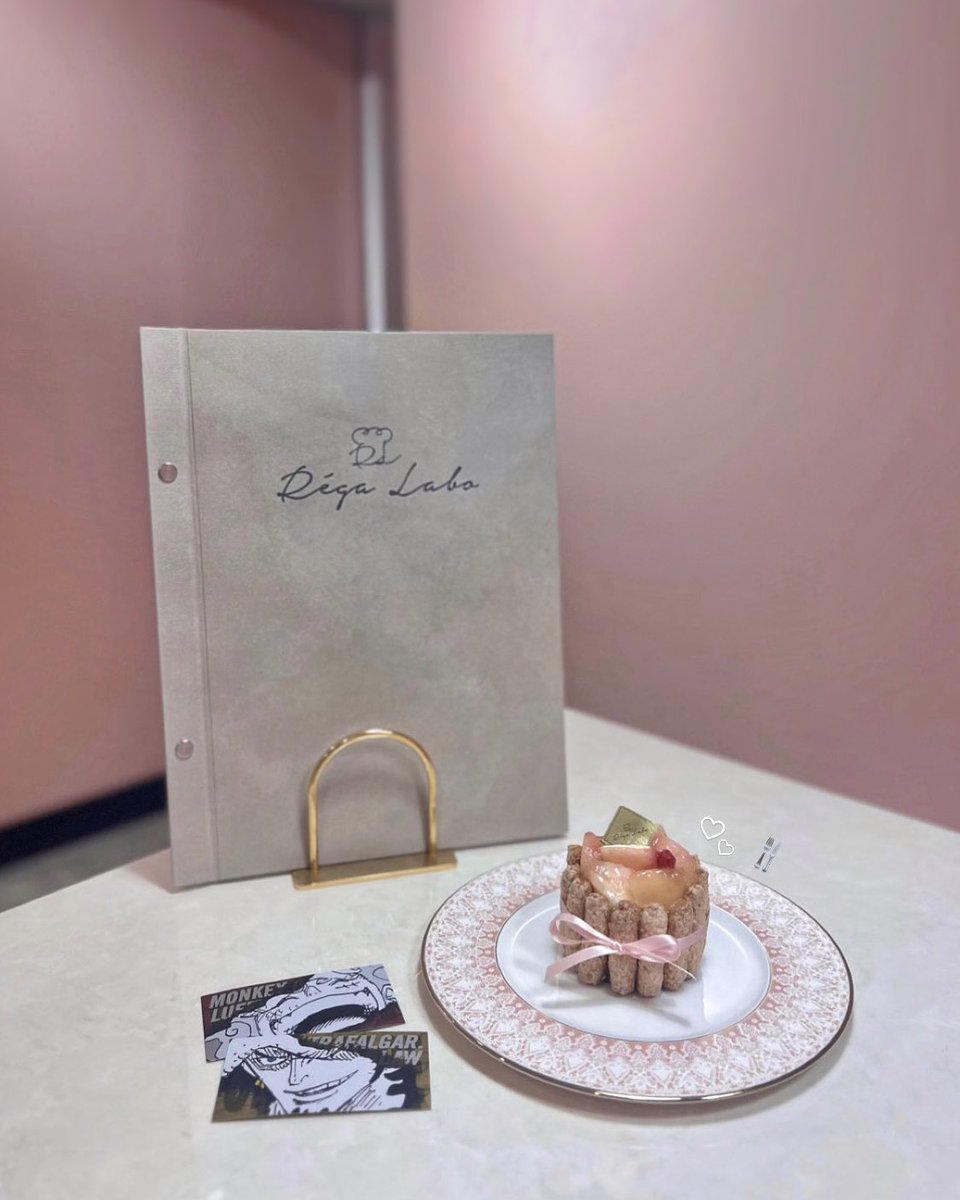 uchars2's tweet photo. 📍Patisserie Regalabo
桃のシャルロットケーキ🍑🎀ピンクカフェでかわいくて店員さんも優しい素敵空間っ ̫ ‹ ෆ https://t.co/j4N7KeKRbr