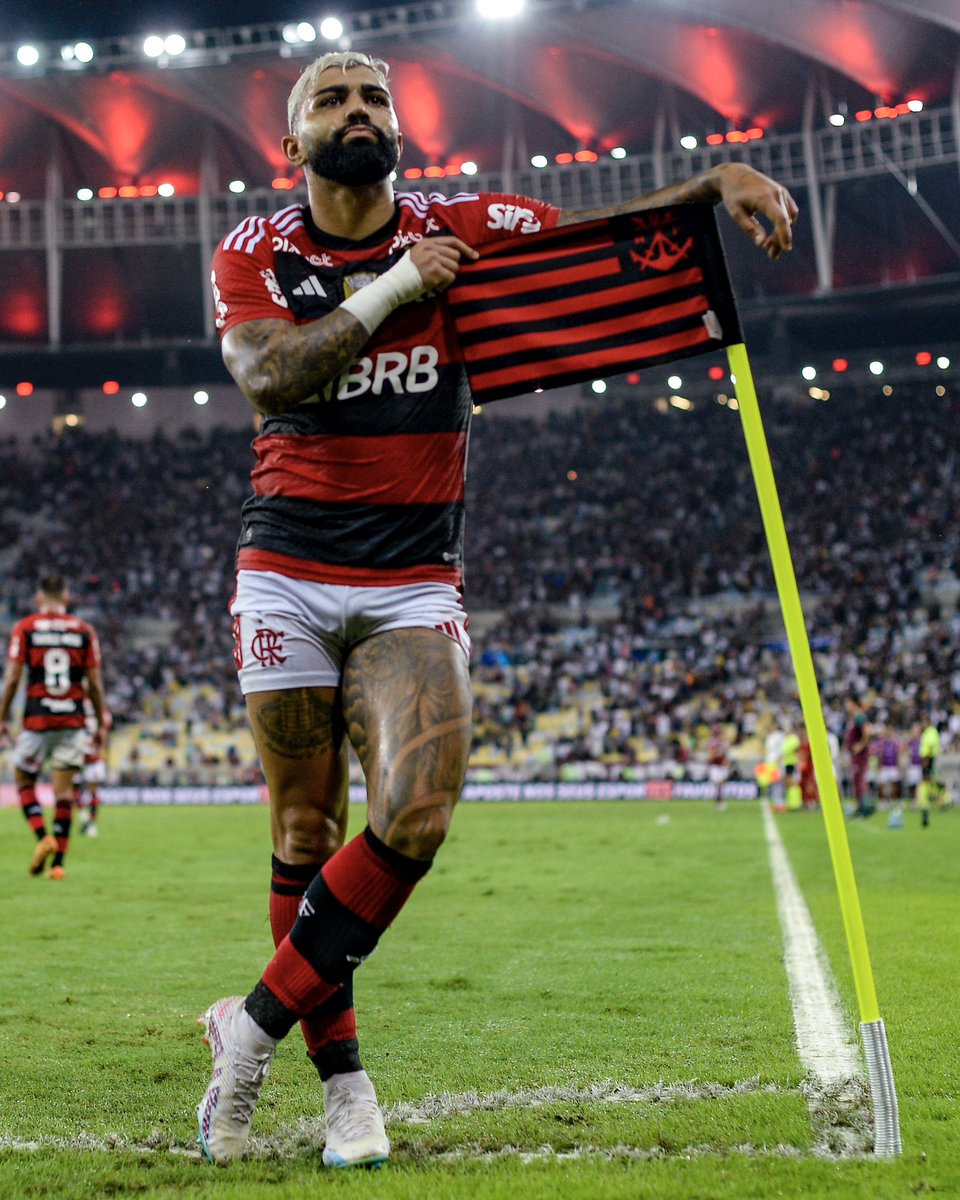_matheusfla's tweet photo. Nunca esqueceremos de ti, Gabigol.

Ídolo❤️🖤 https://t.co/OI6CPaNNNS