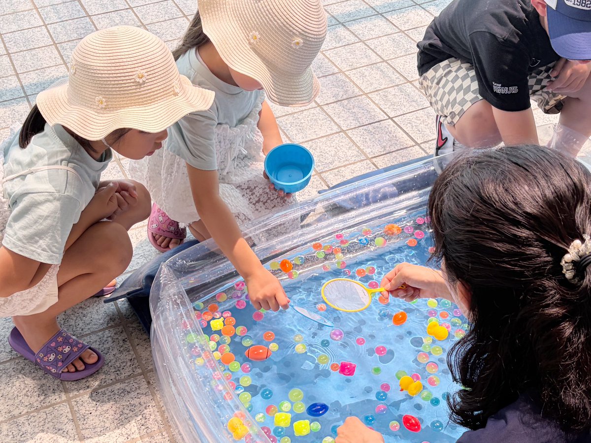 shinshuskypark's tweet photo. 七夕まつりご参加ありがとうございました🎋
他のイベントも来たよ！と言ってくれるお子さんがいて感無量…😭✨
スカイパークで季節を感じたり、楽しく遊んでもらえたりしてとっても嬉しいです！
子どもたちの元気な声とにこにこ笑顔で、暑さも吹っ飛びました🙌 https://t.co/VBf0wugJOf