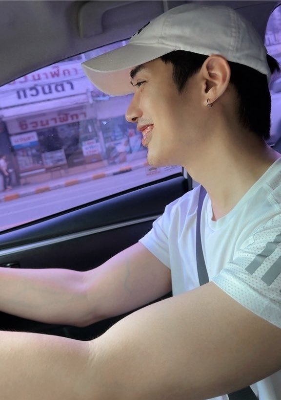 pchymysn's tweet photo. แม่ถ่าย                                                                แฟนถ่าย

ฮีมีกี่ร่างอะ55555555555555555555555555 https://t.co/sMmTqN9FNt