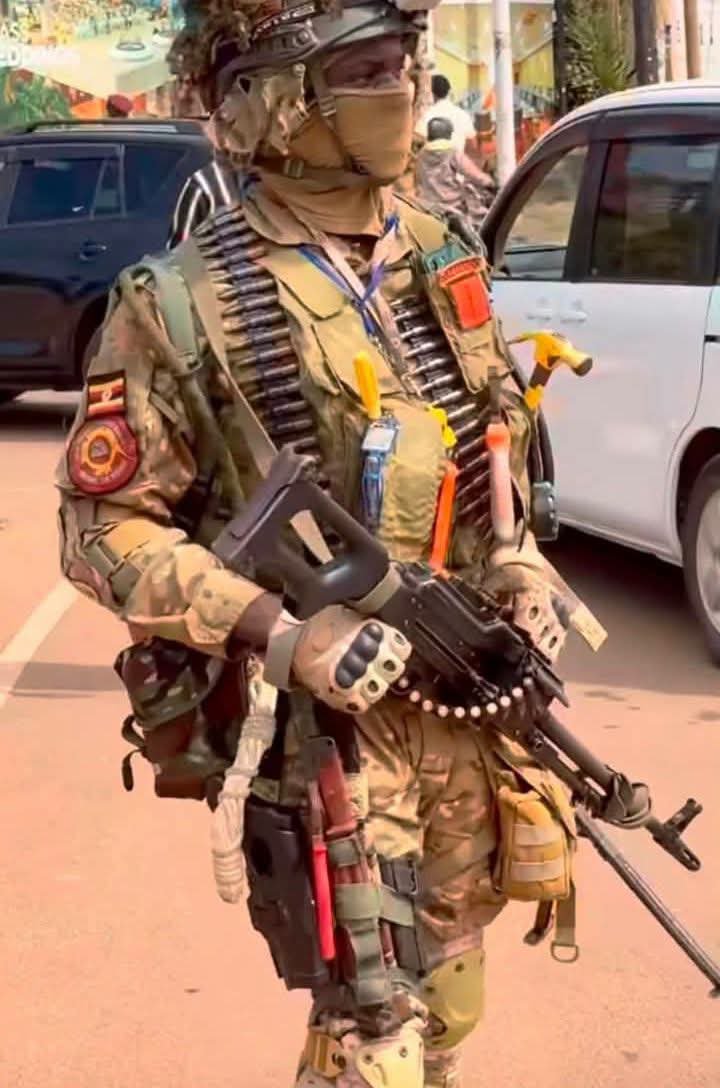 magoolaGeoffrey's tweet photo. Please 🙏🙏🙏 prophet kyagulanyi sentam early up what your doing were dieng now we're protected by THE ADF SOLDIERS now we have no independence in Uganda please 🙏🙏🙏🙏🙏🙏 https://t.co/CbS6xODmY0