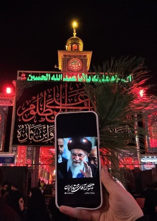 zenab_abaciyan's tweet photo. چقدر بغض سنگینیه وقتی میبینی همه دارن میرن و تو باید بمونی... 
میخاستم بیام امسال به امام حسین علیه السلام بگم آقامون که عاشقت بود  اولین نفری بود امسال اومد زیارتتون هواشو خیلی داشته باش دلش خیلی پر درد بود
#یا_لثارات_الحسین
#طلوع_اربعین https://t.co/DTkE7MpjcL