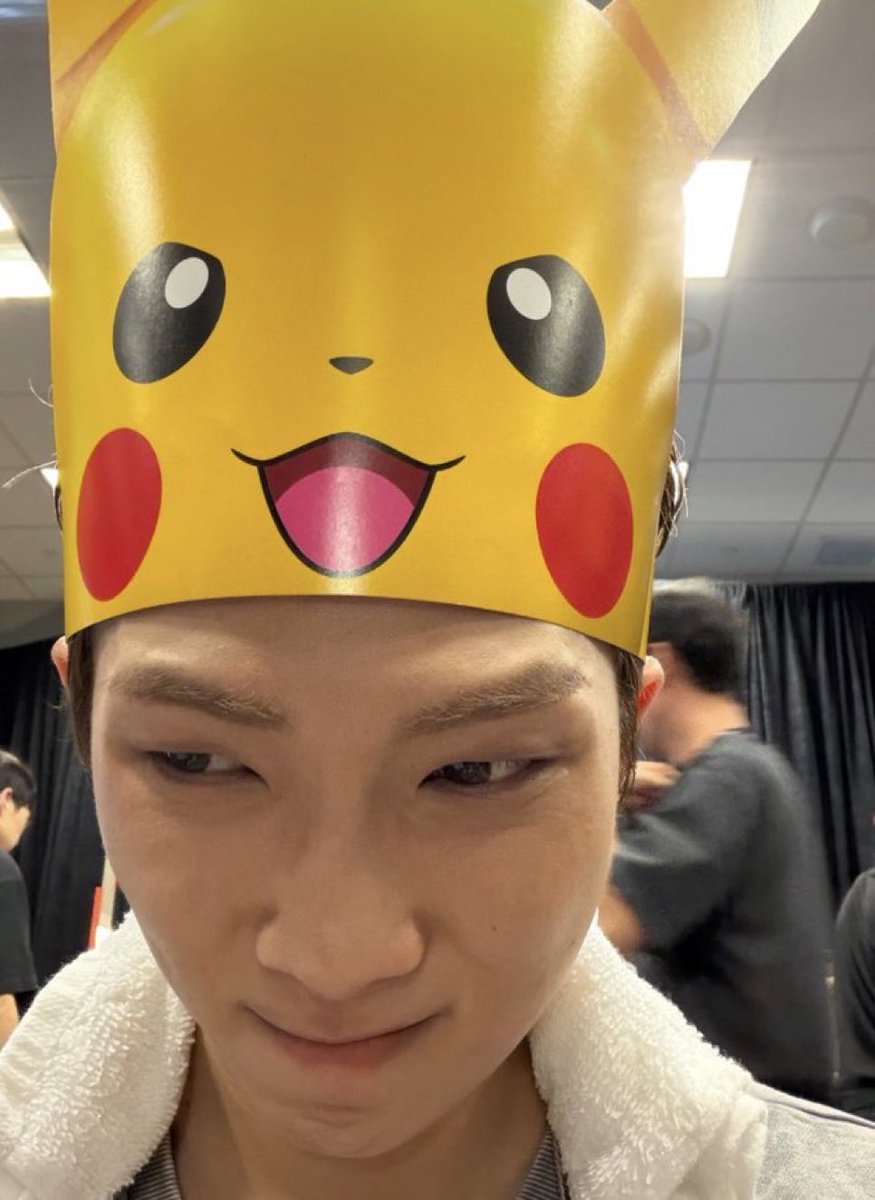 bambikookiee's tweet photo. ESEK😭😭 https://t.co/an1l32QCln