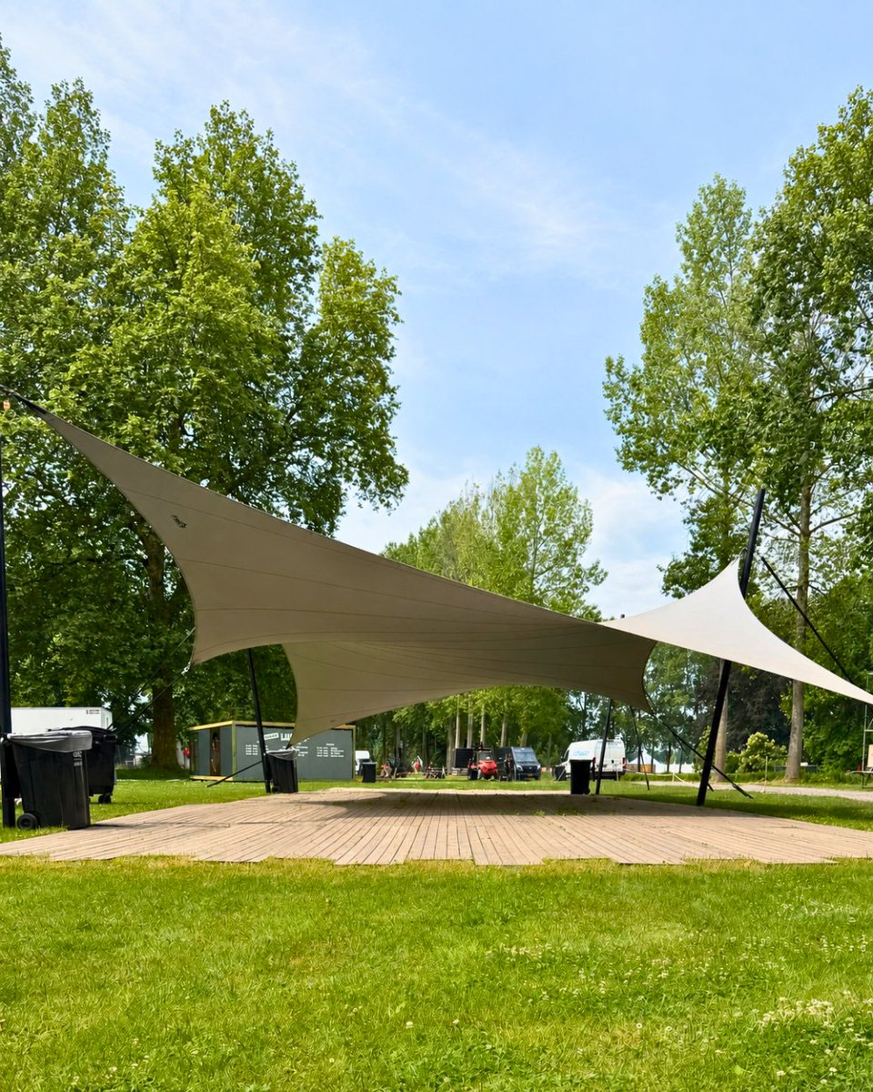 RHITents's tweet photo. Our Tents do the talking 📷
#rhitents #rhistretchtents #manufacturer #stretchzelt #stretchtent #stretchtents #tentmanufacturer #tent #stretchtenten #stretchtentevent #events #private #Tenten #lighting #Tensilestructures #party #stretchtentkopen https://t.co/lBKxtEu9nX