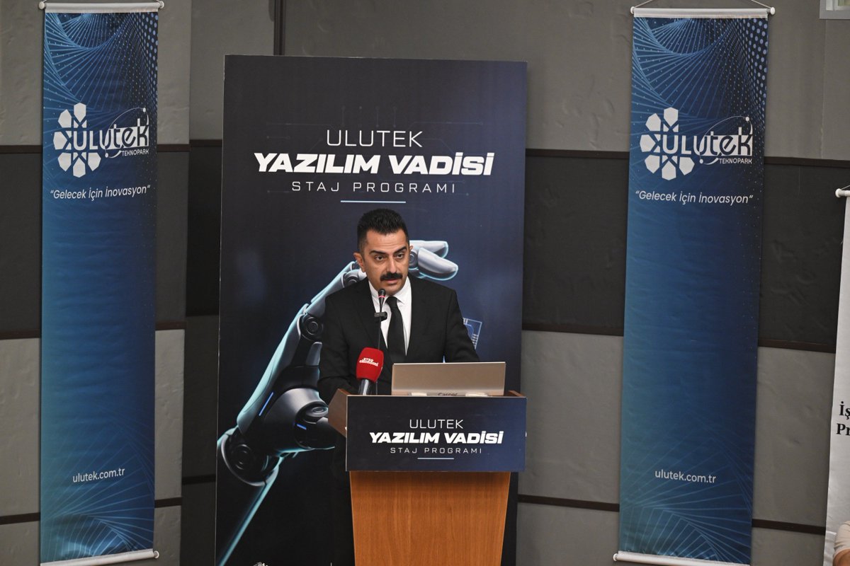 erdalcatalkaya's tweet photo. BTSO, ULUTEK Teknopark, MARSİFED, BİSİAD ve Bursa Bilişim Topluluğu iş birliğindeki ULUTEK Teknopark Yazılım Vadisi Staj Programı açılış töreni takdimi.
@BursaTSO
@ibrahim_Burkay
@ulutekteknopark
@BISIAD
@idristurk
@marsifed
@Osmanakin16
#Bursa #protokol #takdim #sunucu https://t.co/Myvj4Qcn0I