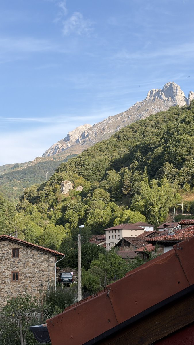 Hostalremona's tweet photo. Estas vistas son las que te vas a encontrar cada mañana desde nuestros alojamientos Remoña.
¡Feliz lunes! https://t.co/KAXzskbRBu