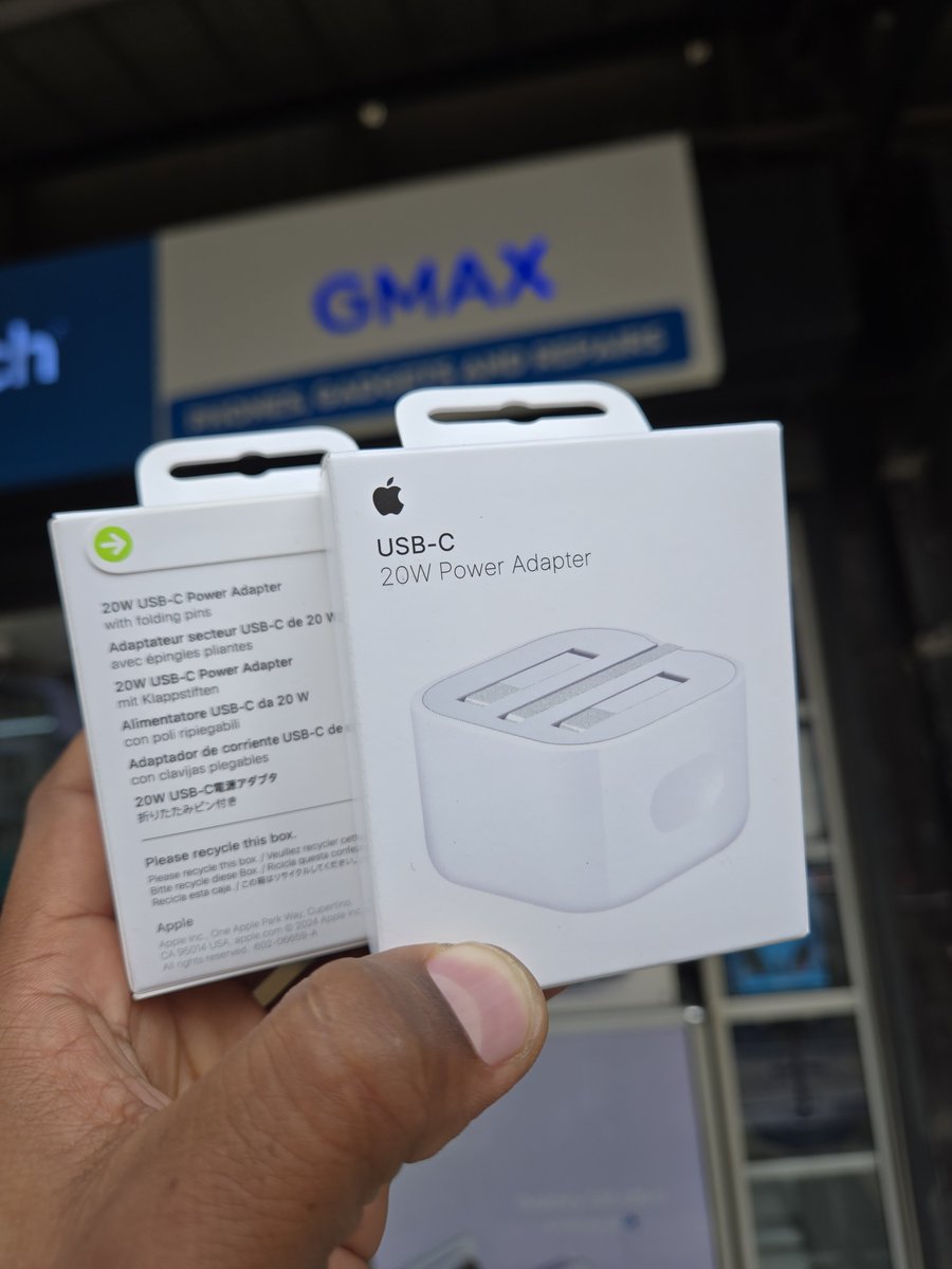 gulivitsamax's tweet photo. Genuine Apple accessories @gulivitsamax
20watts USB C adapters kshs3500
#protectPublicland #respectTheEnviroment #saverundadam #beyondVision2030 #mainaand kingangi #kenyasnextchapter #planningforgenerations #blessedglory #johnkaguchia #royalmediaservices https://t.co/6f7fkSoAva