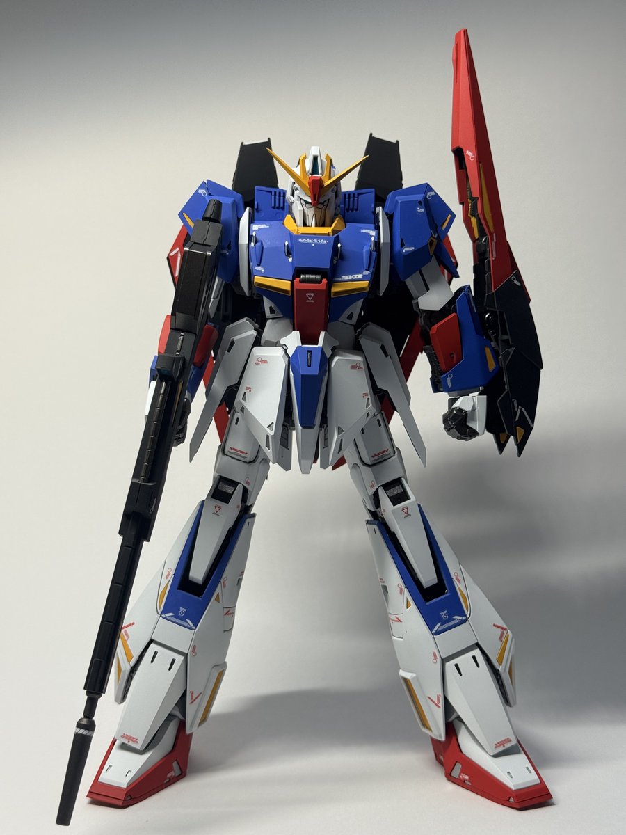 may_nay17's tweet photo. #7 MG ZガンダムVer.Ka 全塗装

Z完成しました！カトキの全塗装は3作品目になります。
今回は艶消し仕上げになります。初めてトリコロール色の塗装しましたがいい色にできて良かったです😌
#ガンプラ #Zガンダム https://t.co/2914GGnBt4