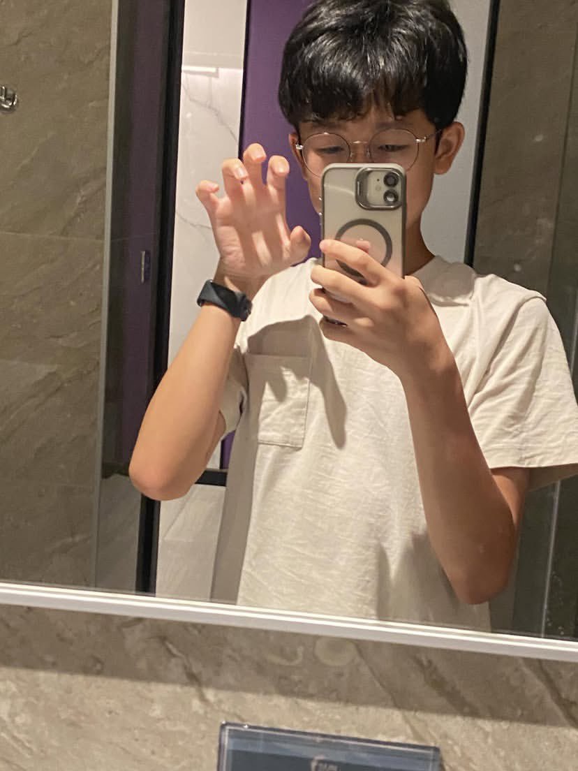 eibwwww's tweet photo. 把舊的文都挖上來
希望可以多些追蹤 https://t.co/lhgPHmgLJK