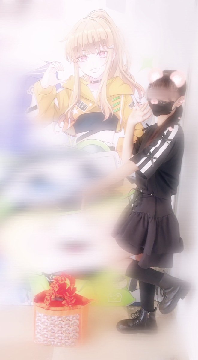 Amidayo629's tweet photo. @eto_cp 

ひらぱー行ってきたよ^_  ̫ _^❤︎
ちょーーー幸せ空間で楽しかった❣️
また行きたい🤩💘💘

ポーズ真似してみたよ💖 https://t.co/0qXIChObq7