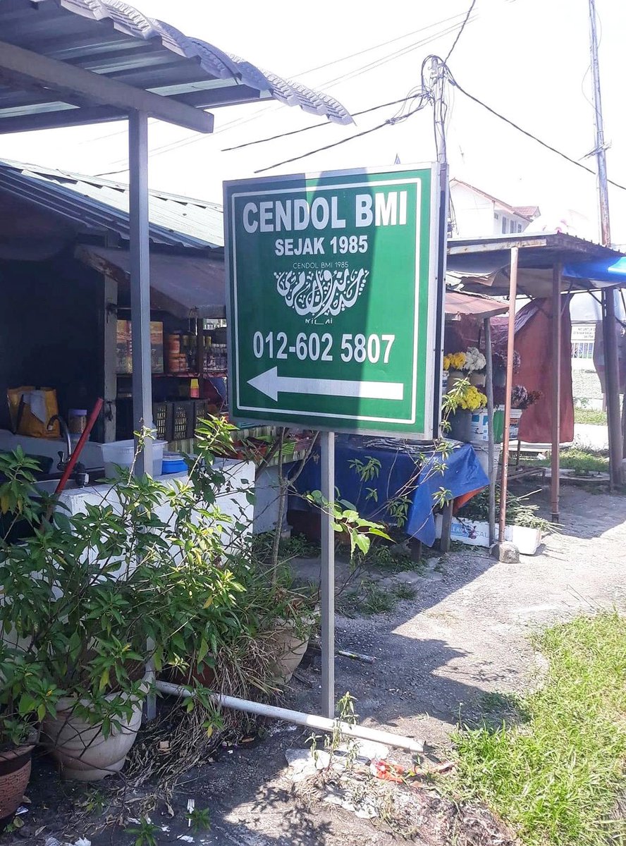singgahmana's tweet photo. Setiap kali teringin nak makan cendol, mesti akan datang kat sini. Cendol dia sedap, berlemak santan. Makanan goreng-goreng pun murah. https://t.co/WKiM7HB9FW