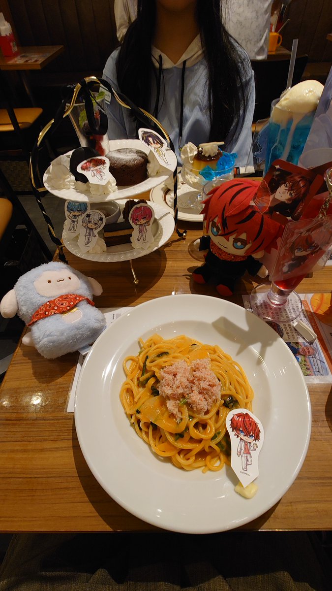 papapasachi's tweet photo. 💎ステラの娘とスイパラ行ってきた✌️
カニパスタ美味しかった😋
コースターは等身、デフォ🥀さんが出て((＾ω＾｀))ｩ,､ｩ,､になった❤ https://t.co/Ypkkf0at7x