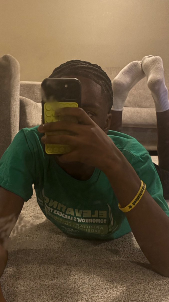 jad0rii's tweet photo. how we feel about the braids?? #mlm #targetedaudience #xybca #jad0rii #fyp https://t.co/xlGx7LqWQo