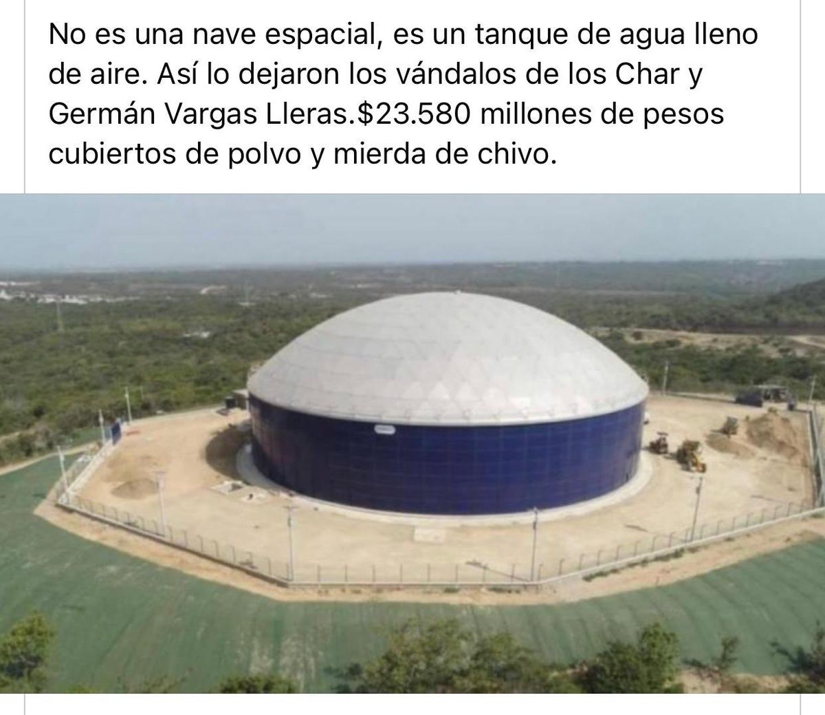 OscarSPerdomo's tweet photo. @BluRadioCo $2.000 millones se gastó el gobernador del Atlántico en una réplica de la Casa Blanca para el gobierno ilegítimo. Sin embargo, ese mismo gobernador no ha sido capaz de terminar la construcción del mega tanque del barrio 07 de Abril, que tiene a más de 800.000 habitantes sin agua https://t.co/40vCRYxp4C