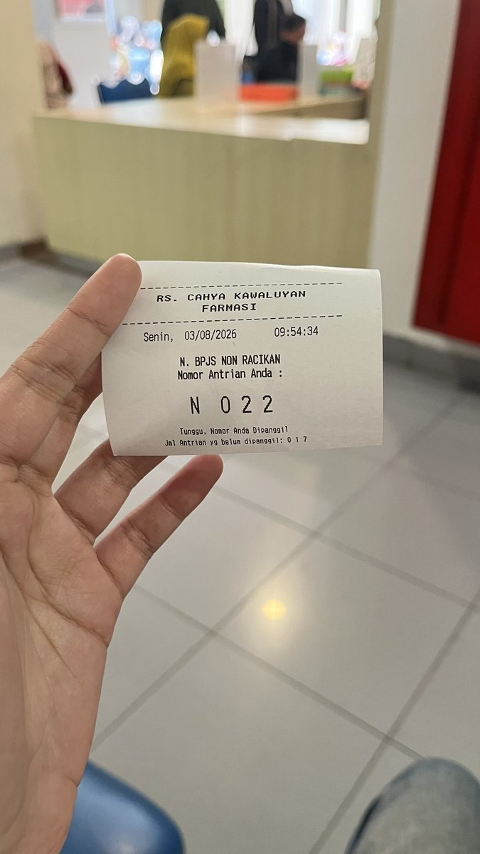 torimiso000's tweet photo. Adegan dewasa hari ini, anter mamah ke dokter https://t.co/49fcziqVwp