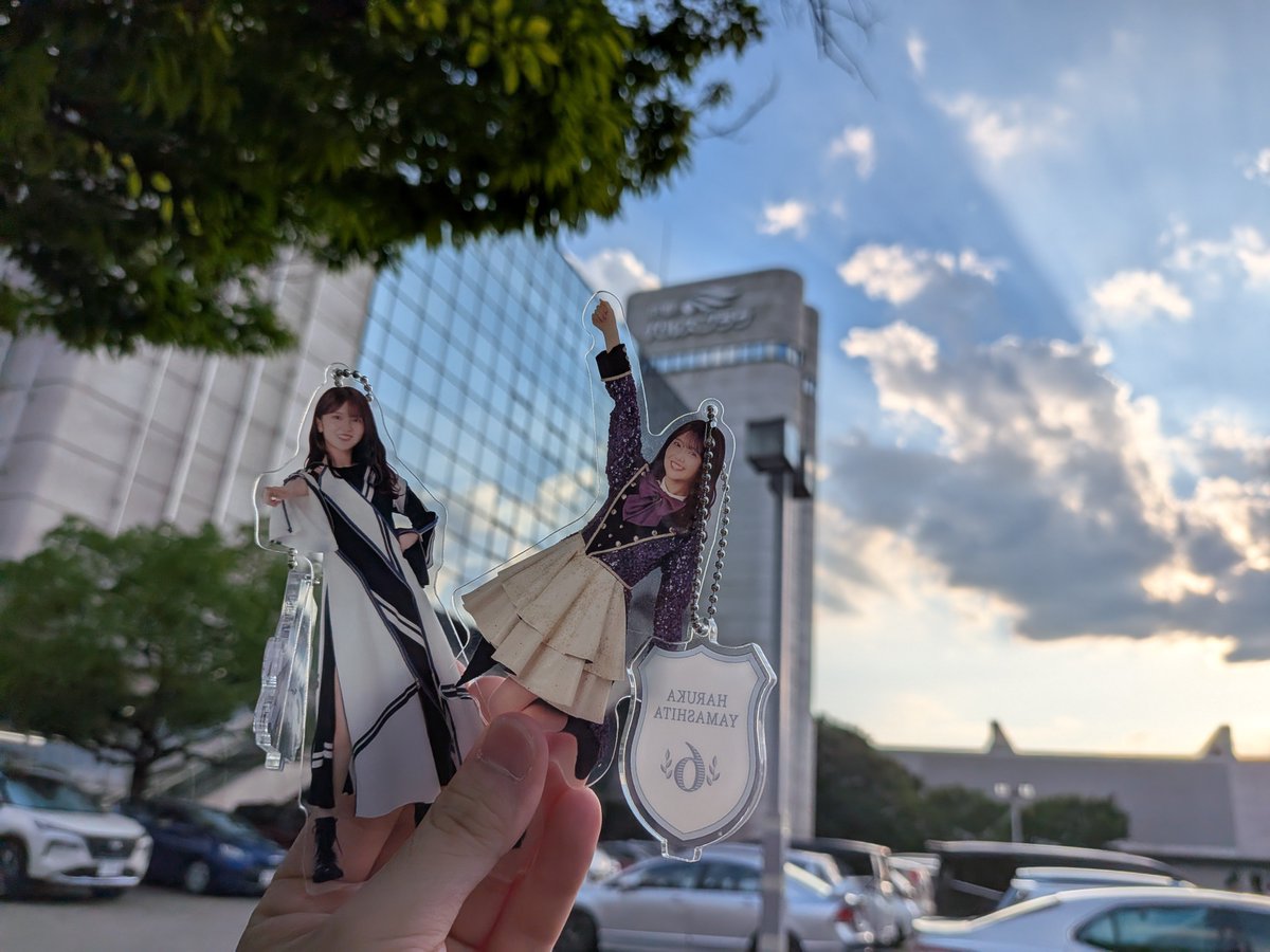 OUskmccircle's tweet photo. ジャイガ組が舞洲へ行ってる一方…
日向坂46リアルミーグリに参戦してきました！
浴衣姿のメンバーが多く、しっかりと推しの姿を目に焼き付けてきました！👀

#日向坂46_Kindoflove https://t.co/f7vNjMRbYD