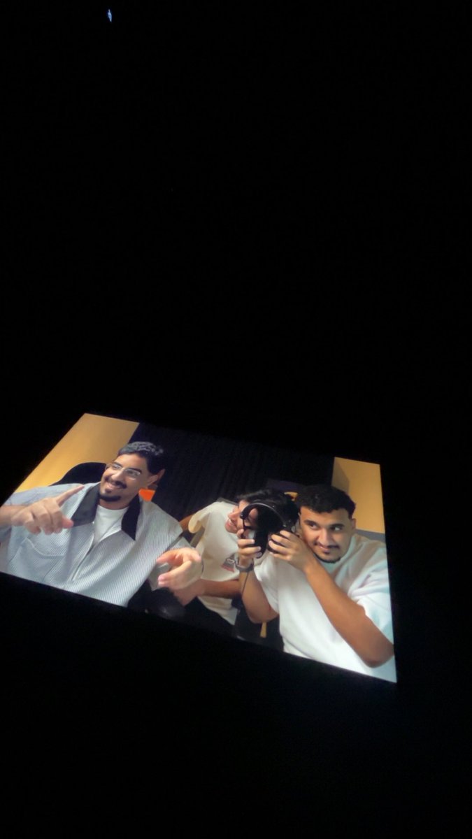 reeemaBT's tweet photo. بث خفيف سريع بس رهيبببب🕺🏼💛 https://t.co/4sRnleIbmz
