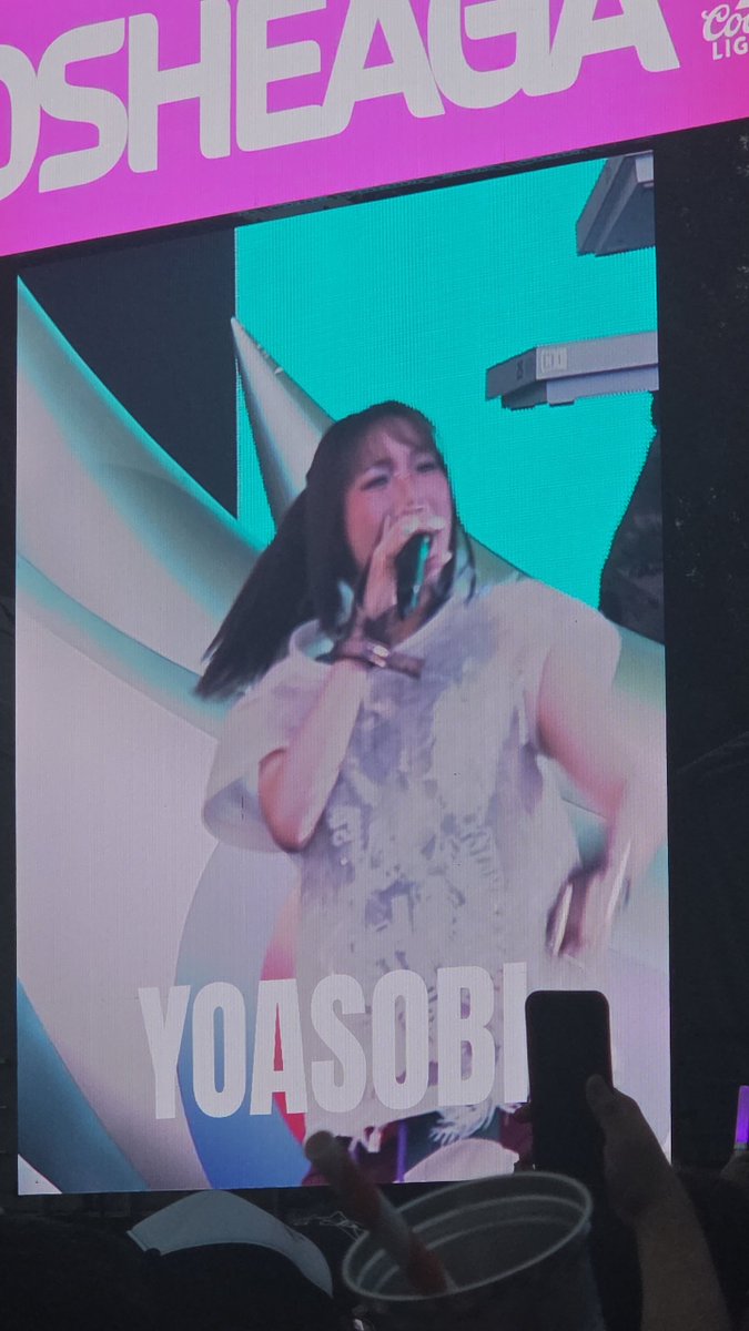 RandoraShuffle's tweet photo. Was so excited to see #Yoasobi live at #Osheaga2026 🤩
#Music #Jpop #Frieren #FrierenOpening #OSHEAGA #LiveMusic #Anime #AnimeOpening #Live #Aaaaaah #Hyped #Day1 https://t.co/4VLTVtNK9p