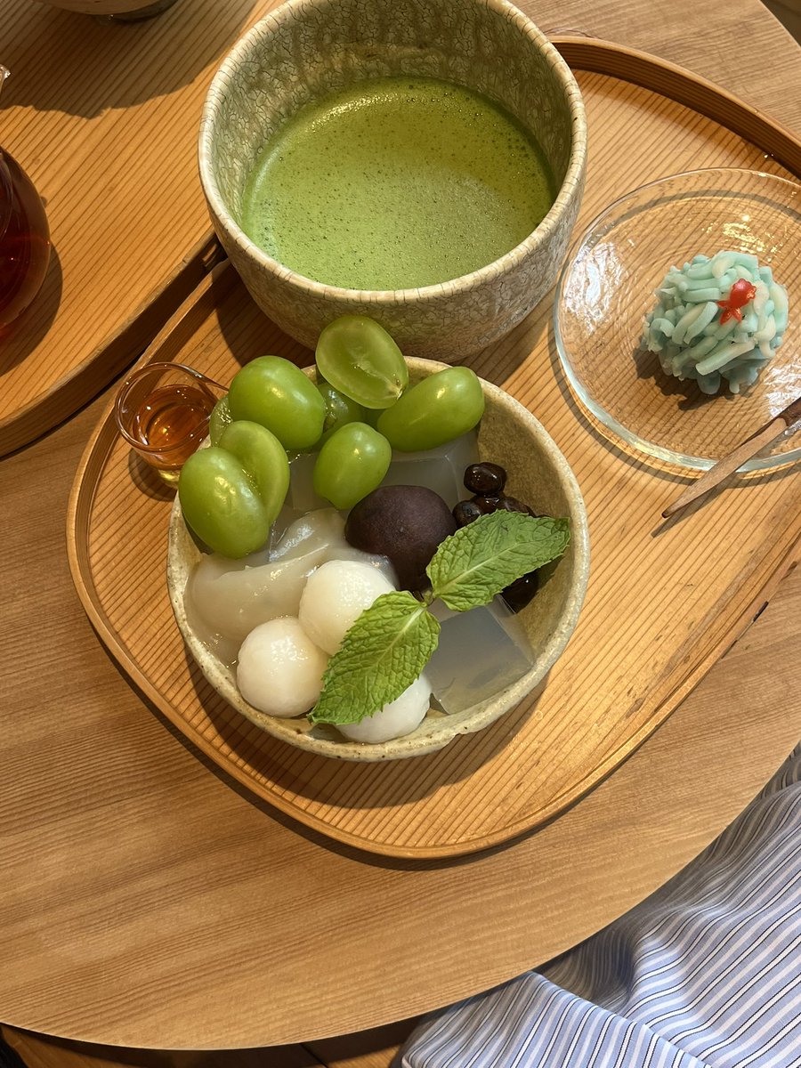 n2001qe's tweet photo. フルーツたくさんのあんみつ幸せ https://t.co/j8GJ6xn9iV