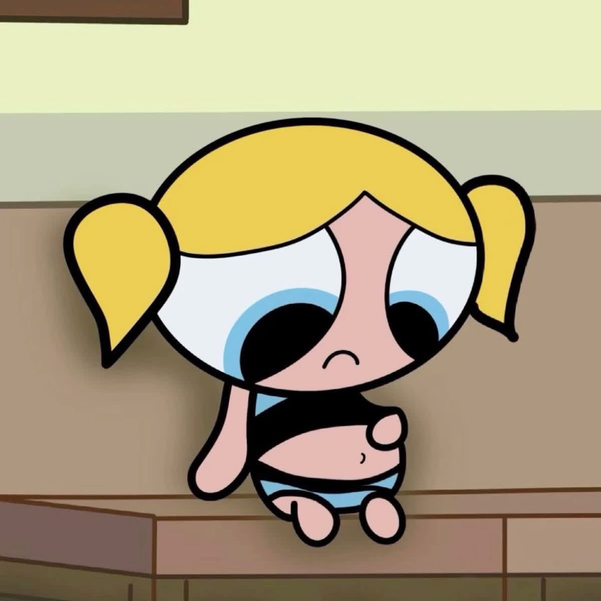 ttosito_'s tweet photo. Yo viendo estas mujeres en traje de baño luciendo la tremenda cuerpa y yo así en mi pieza weon  #MissUniversoChile https://t.co/CmMVJ9Widp