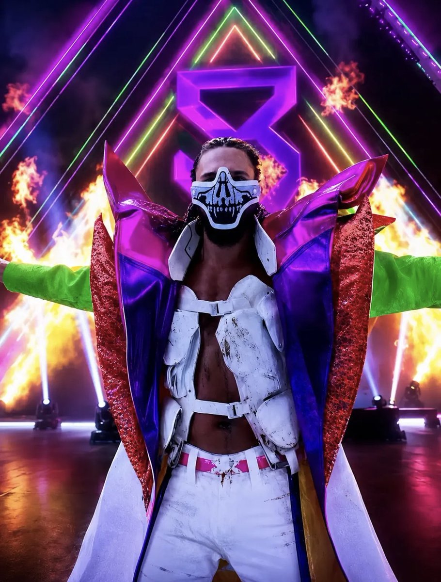 sethlovesbritt's tweet photo. I am so proud of Seth Rollins, 40 years old, some injuries here and there, but he still fucking HAS IT. The most consistent Wrestler that WWE has, he once again delivered in an all timer match and finally got his Night Two Main, forever and always my GOAT💐❤️‍🩹 https://t.co/vqWwr6aqxF