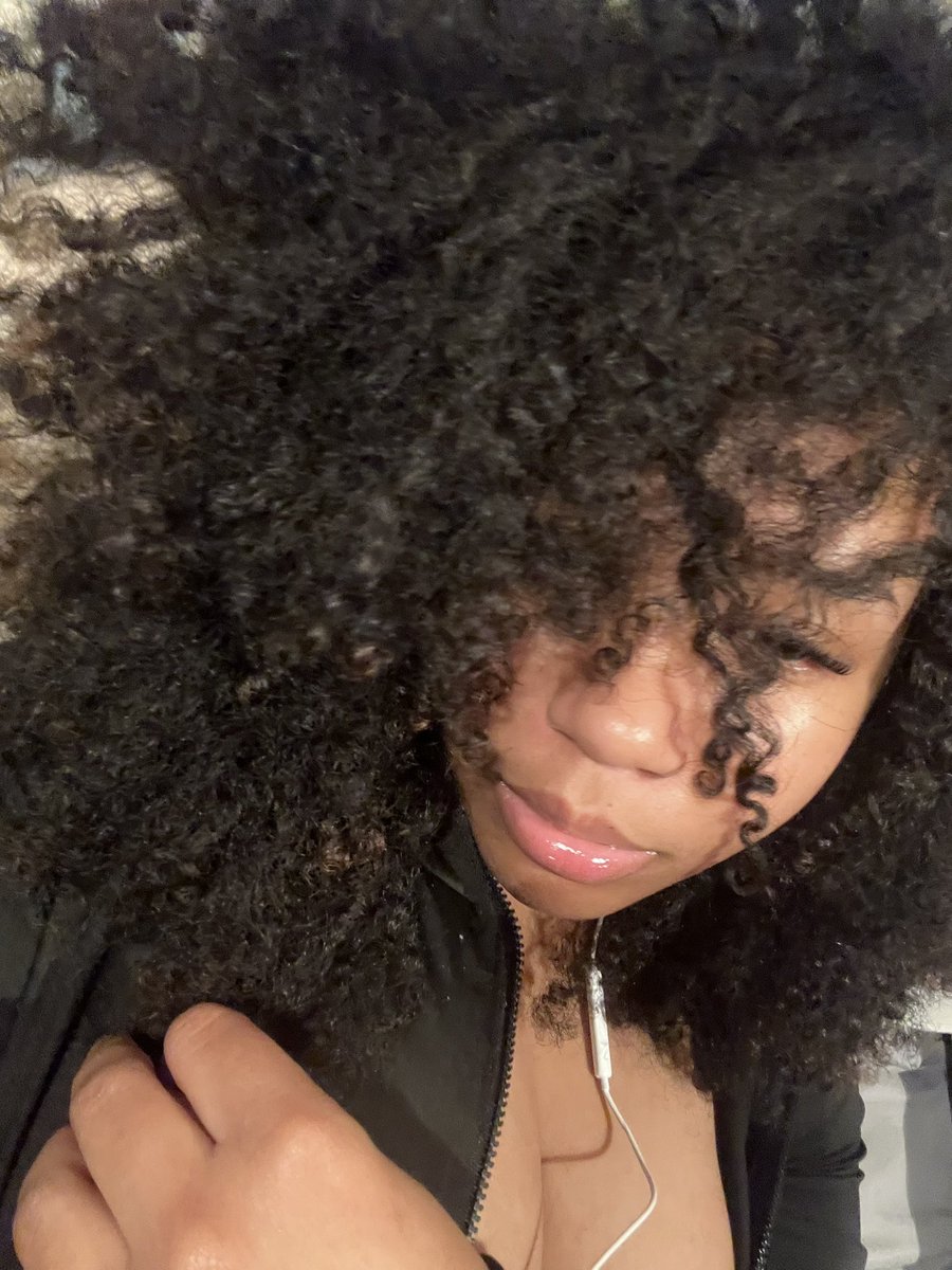 slim3ttaa's tweet photo. 🖐️ https://t.co/CiT2rasAFu