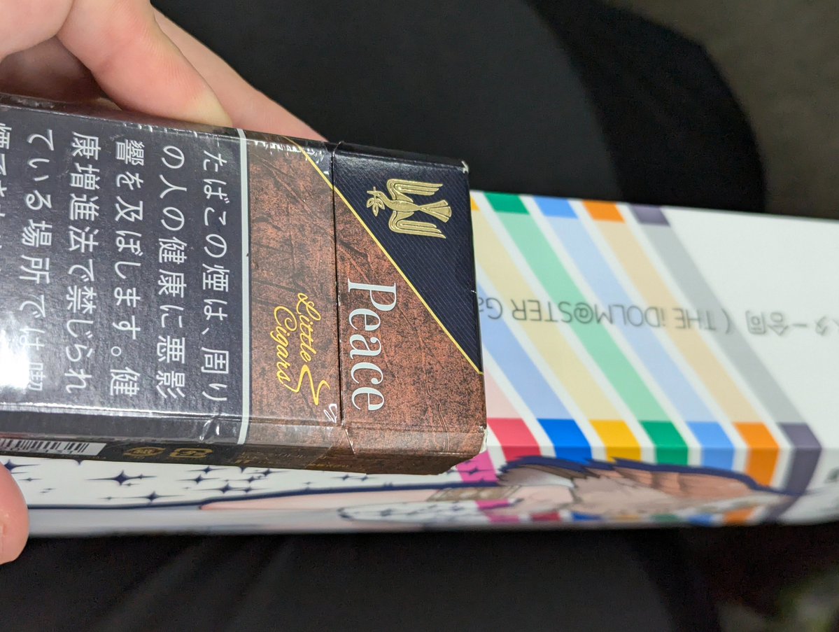 kusa_gomi's tweet photo. アクセアで分割発注して中国版刷ってみたけど、流石に嘘すぎる https://t.co/HfkVN9LhIl