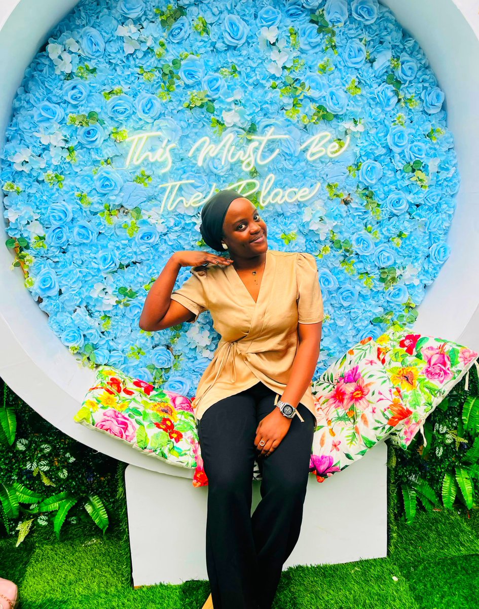 queenzulia256's tweet photo. It's a beautiful Monday morning over here 
Mya this new week be filled with so much blessings 🙏🤲 wishing y'all my mutuals 🥰 a great day https://t.co/x1QWoAhbTs