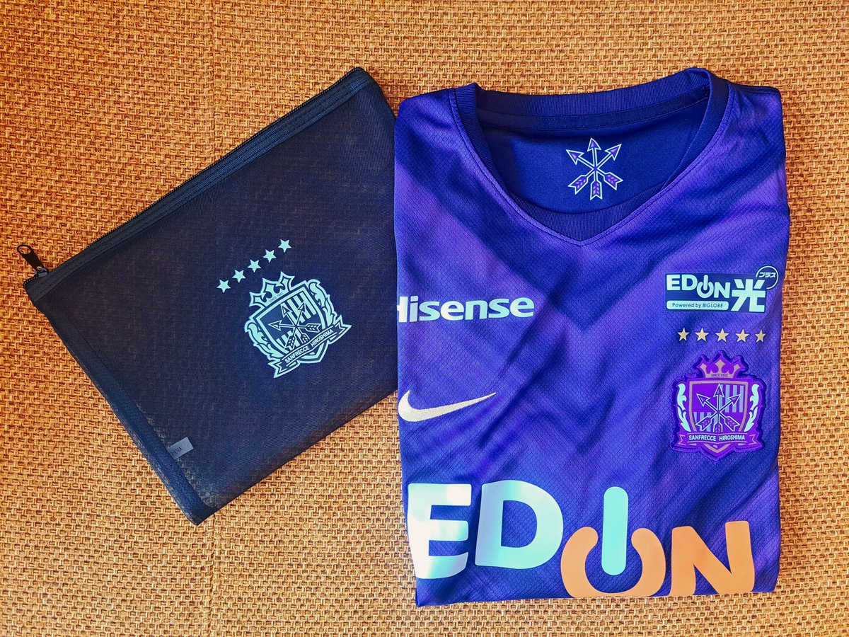 ayahyper's tweet photo. ユニ届いた💜

#サンフレッチェ広島
#sanfrecce https://t.co/qIpgcsLhtc