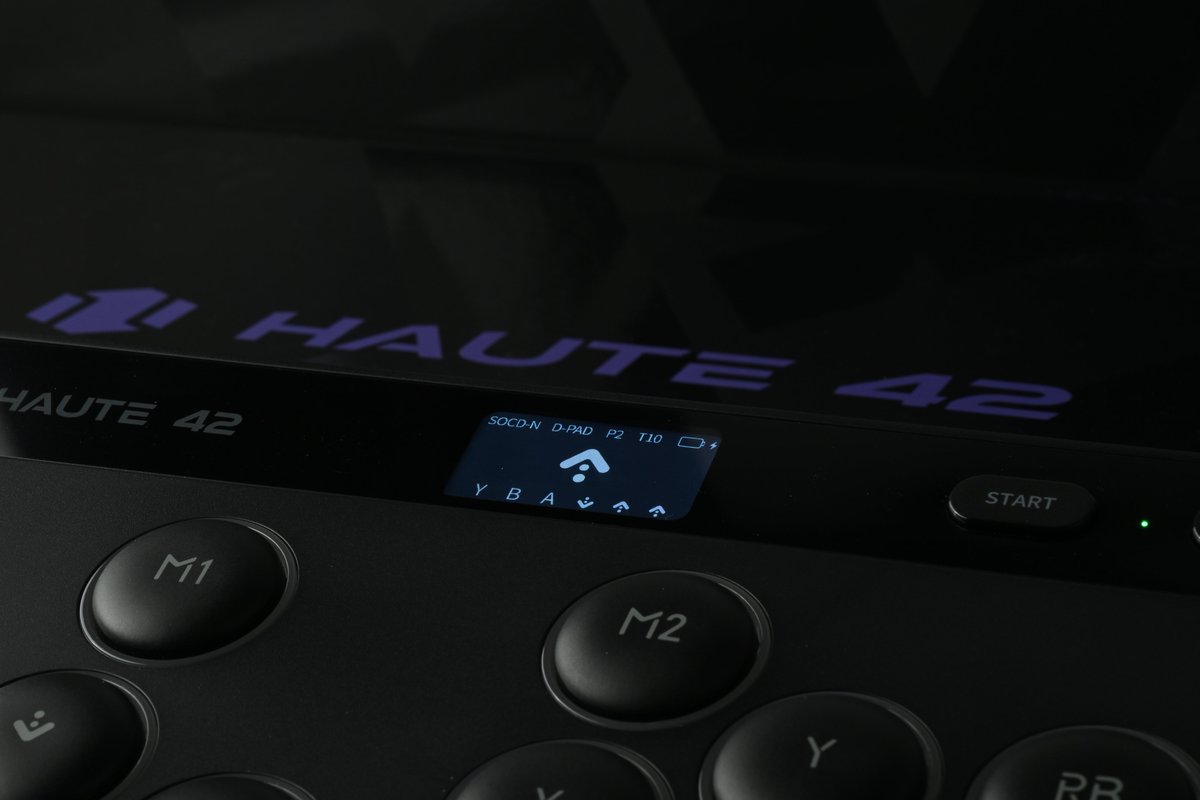 Haute42_'s tweet photo. 🔥Full-Color Interactive Touchscreen : Effortless customization at your fingertips.
🎮All-New Custom Switches : Super short actuation distance.
🔄Tri-Mode Connectivity : Ultra-low latency with long-lasting battery life.
Ready to experience the next generation of leverless controllers? 🚀