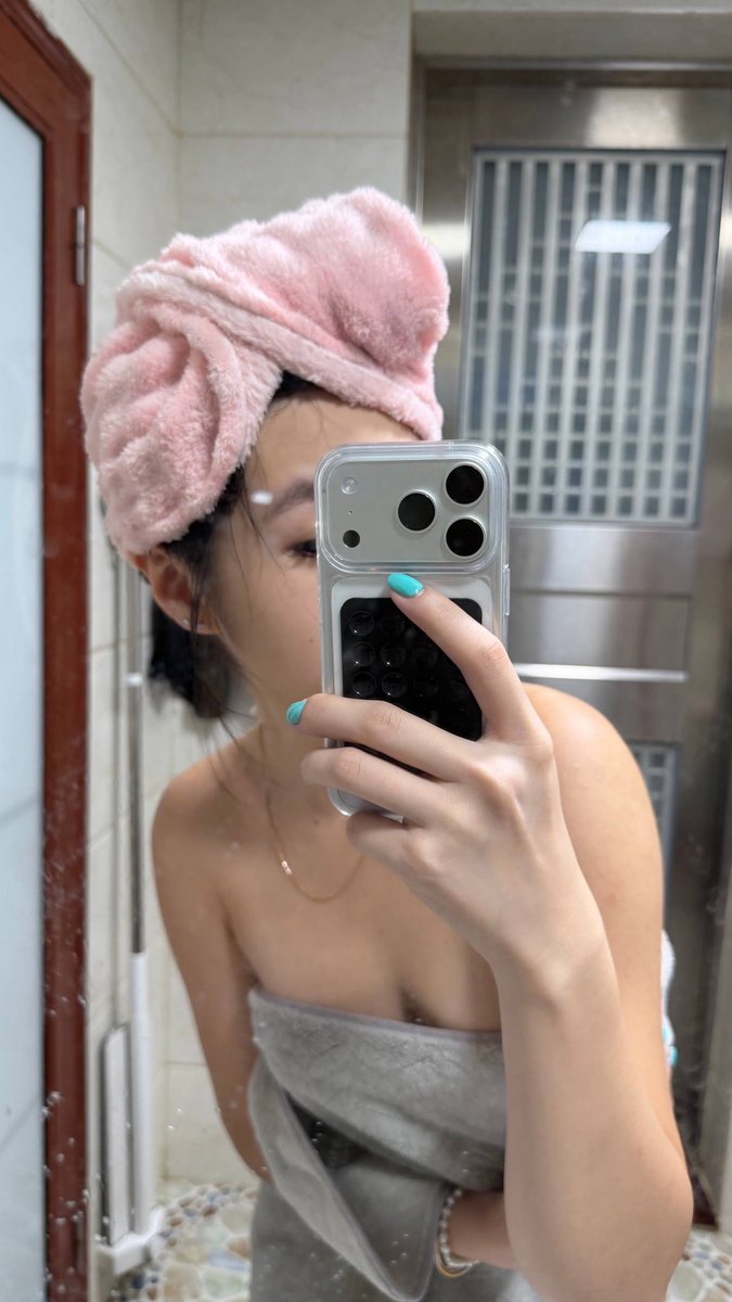 Jennyniuuu's tweet photo. Wataa https://t.co/WJl2WpNjmJ