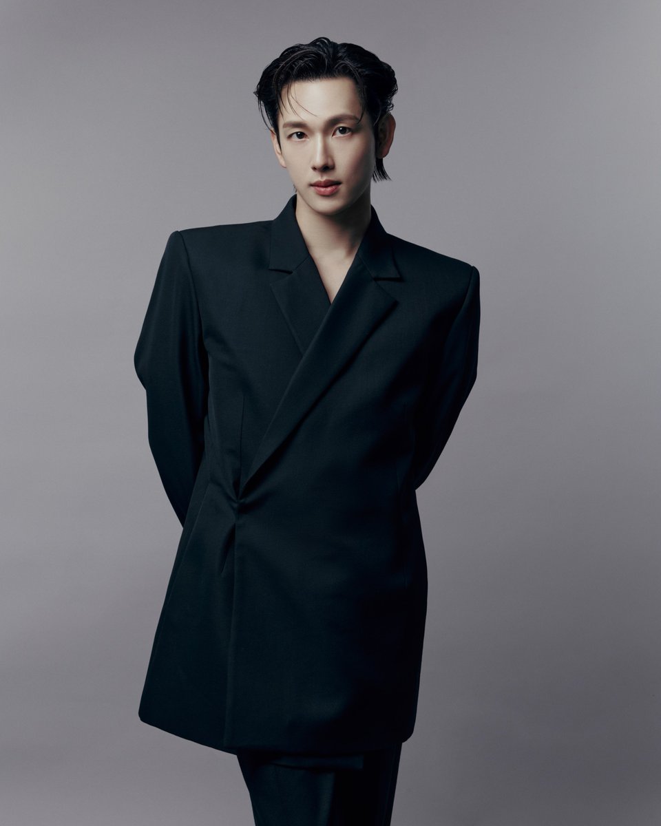 ilysw_swan's tweet photo. my beloved bf🔥🔥🔥 https://t.co/gzTpAY1Kn5