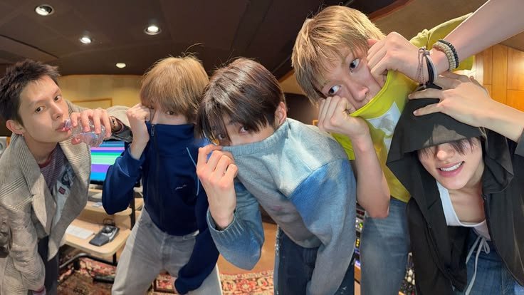 seyacaiix's tweet photo. [d-9] 

lf moots! not new to #stantwt
#kpoptwt

𓆜 seya | filo | she/they | pan

𓆜 6teen | '09

𓆜 ults: cortis &amp; boynextdoor

𓆜 stans: svt, p1harmony, &amp; tws

any fandoms are welcome :)

♡/↻ is much appreciated https://t.co/jh4RgKXE5a