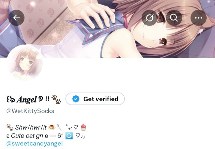WetKittySocks's tweet photo. Okiie, I made sum changes to my acc !!!! >_<
before // after  !! https://t.co/4gd5BhPstY