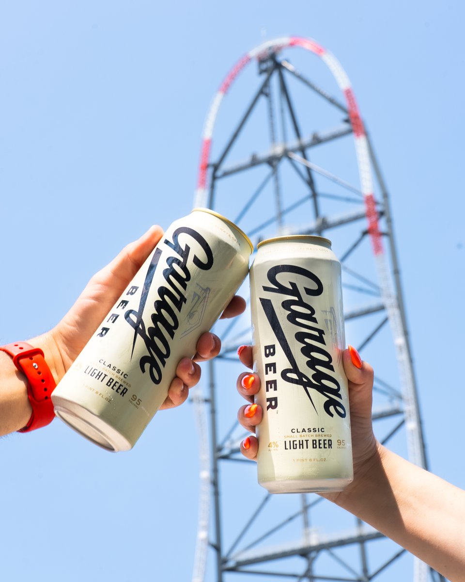 cedarpoint's tweet photo. Post TT2 cheers fueled by @drinkgaragebeer  🍻

Must be 21+ to purchase or consume alcohol. Please drink responsibly. https://t.co/sI22GiU14a