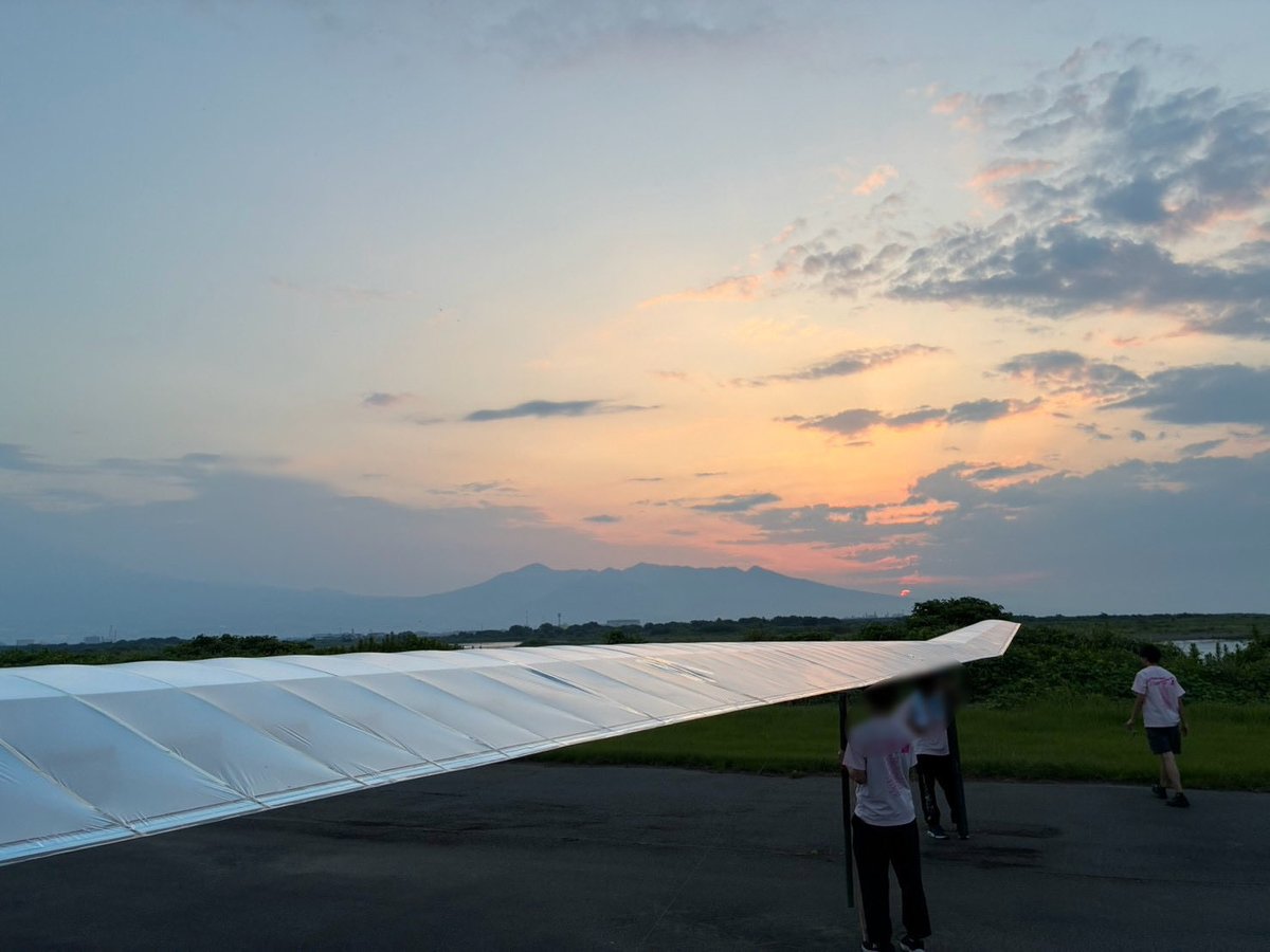 ynu_birdman's tweet photo. 第三回TFを富士川滑空場で実施しました！
飛行データを元に、更なる改良を加えて次のTFに臨みます！

#横浜AEROSPACE
#横浜エアロスペース https://t.co/Rr8ufLYmRn