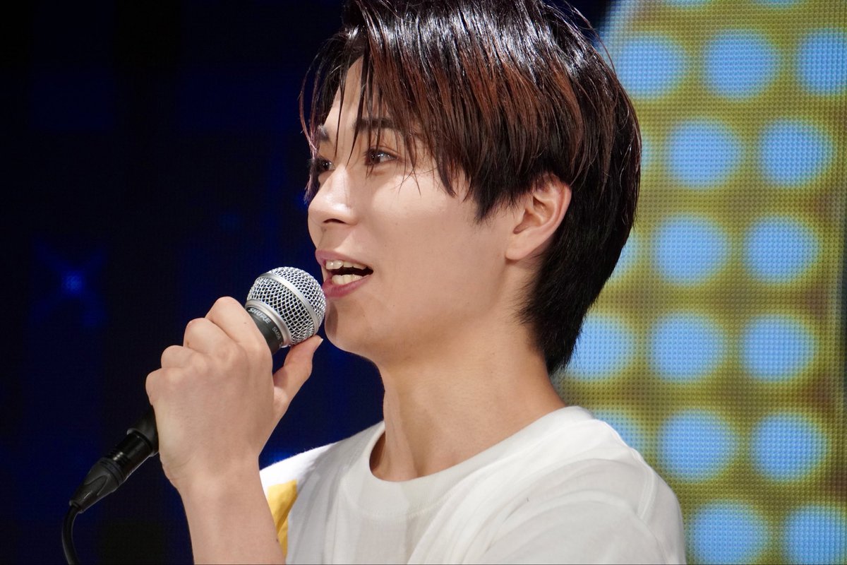 torinotsukune_'s tweet photo. 📸 Cloud ten お気に入りショット

ゲネプロで撮影した写真の中からご紹介✨

望月清秀さんの魅力が詰まった瞬間をぜひご覧ください！

ゲネプロの様子や写真はこちら👇
https://t.co/65lBE2Mtpy

#Cloudten https://t.co/zoRqpNUjRn