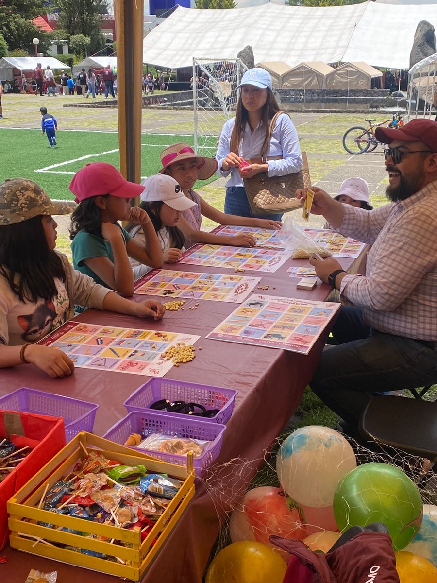 OficialCOMEM's tweet photo. Divertidas actividades lúdicas musicales fueron parte del stand del @OficialCOMEM en el Festival Cultural #TransformArte, las cuáles se unieron a la magia de #ElCirco, tema del mes de la fiesta cultural, de la @CulturaEdomex.
#ElPoderDeServir https://t.co/Fxa9Eyre4p